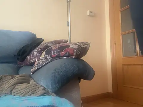 dura87 online show from March 15, 4:43 pm