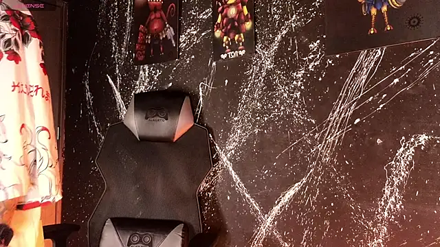 Snapshot of Paulo_527 chatting on December 5, 5:16 am Paulo 527 online show from December 5, 5:16 am