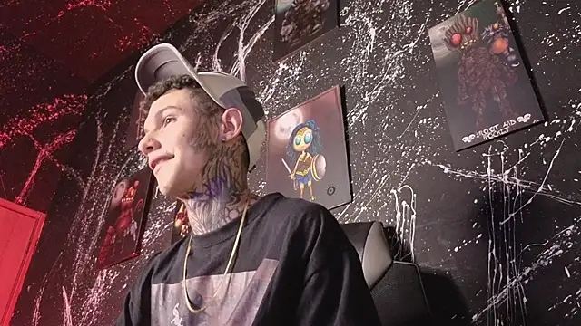 Snapshot of Paulo_527 chatting on December 14, 4:51 am Paulo 527 online show from December 14, 4:51 am