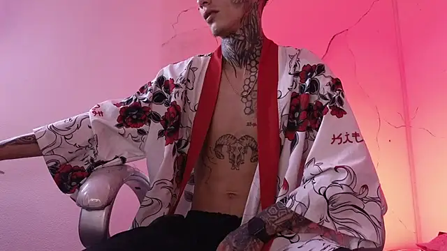 Paulo 527 online show from April 21, 9:39 pm