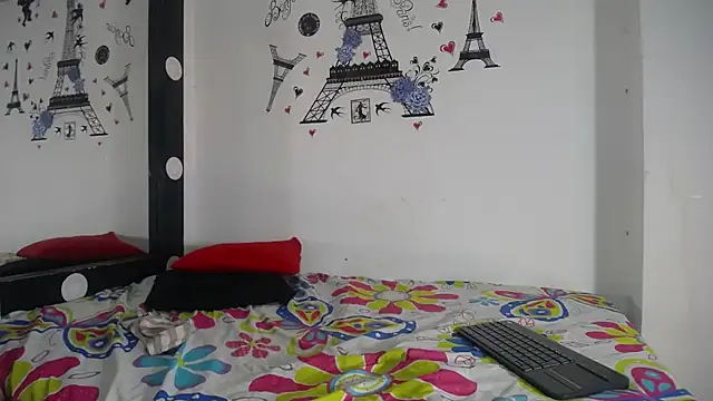 varascott online show from December 17, 2:56 pm