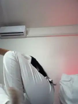 ZafiraNavarro online show from April 21, 6:44 pm