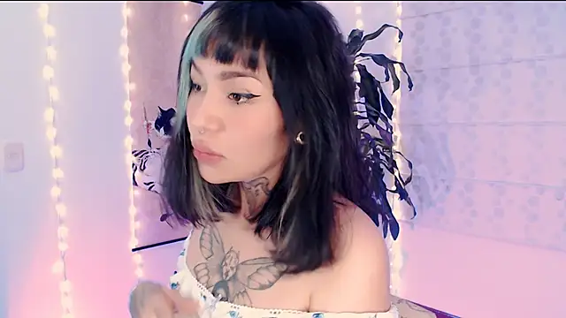 justmartina  online show from March 26, 2:17 am