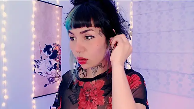 justmartina  online show from April 30, 1:12 am