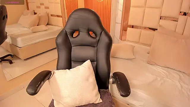 samantha quinnn online show from March 15, 4:51 am