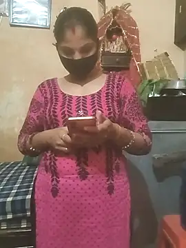 Snapshot of Pooja_bhabhi00 chatting on November 28, 10:40 am Pooja bhabhi00 online show from November 28, 10:40 am