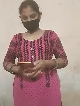 Snapshot of Pooja_bhabhi00 chatting on November 29, 6:38 am Pooja bhabhi00 online show from November 29, 6:38 am