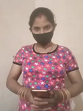 Snapshot of Pooja_bhabhi00 chatting on December 2, 5:46 am Pooja bhabhi00 online show from December 2, 5:46 am