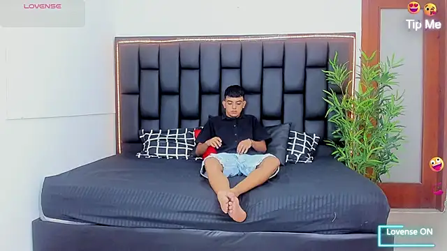 Crazy porkys online show from April 21, 6:55 pm