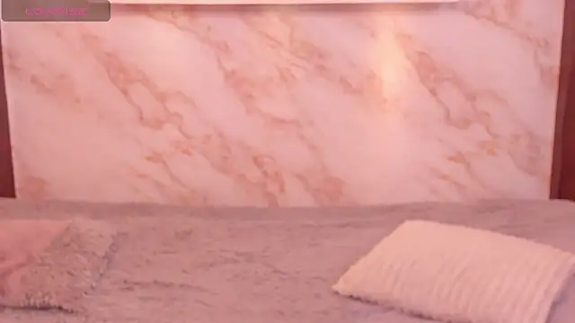 Dakota ferreti  online show from February 11, 9:03 am