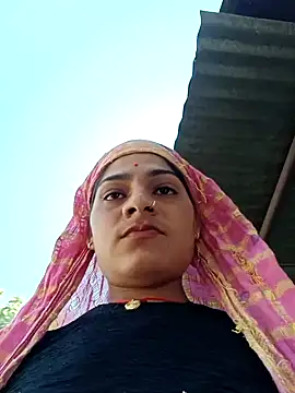 Snapshot of Janki_cute chatting on April 14, 11:38 am Janki cute online show from April 14, 11:38 am