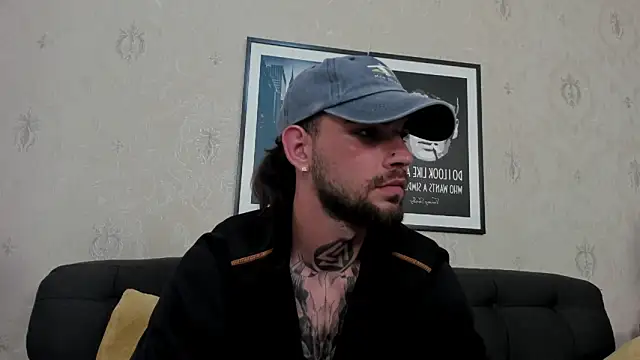 Snapshot of KaneHunter chatting on May 16, 12:07 am KaneHunter online show from May 16, 12:07 am