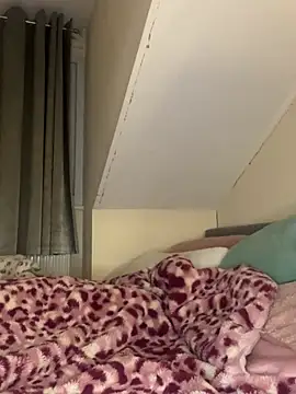 Snapshot of Pixie_Dust_69 chatting on February 16, 10:17 pm Pixie Dust 69 online show from February 16, 10:17 pm