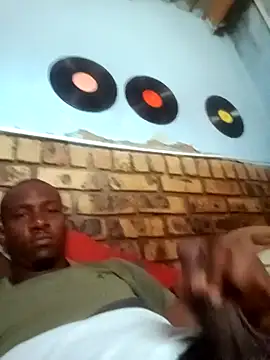 Snapshot of Longinchdick chatting on November 28, 7:00 am Longinchdick online show from November 28, 7:00 am