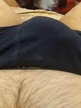 Snapshot of erdestruttor18 chatting on January 7, 10:40 am erdestruttor18 online show from January 7, 10:40 am