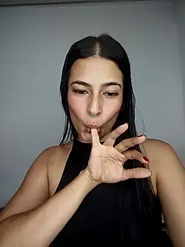 Snapshot of DARKJOLIE7 chatting on March 29, 8:20 pm DARKJOLIE7 online show from March 29, 8:20 pm