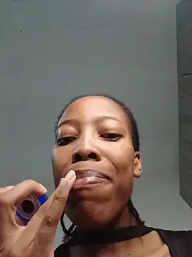 MsParisSmith online show from November 29, 1:25 pm