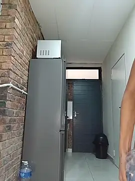 MsParisSmith online show from February 15, 7:38 am