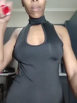 Snapshot of MsParisSmith chatting on June 7, 5:38 pm MsParisSmith online show from June 7, 5:38 pm