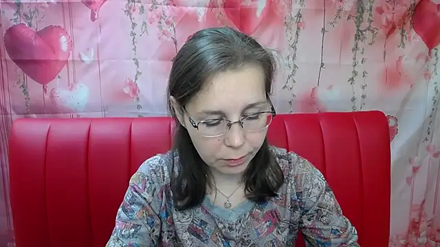 DaisyEdit online show from April 25, 5:10 am