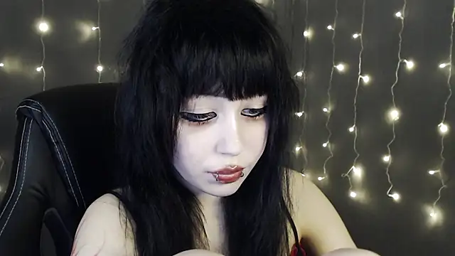 Lucyy666 online show from February 25, 10:52 pm