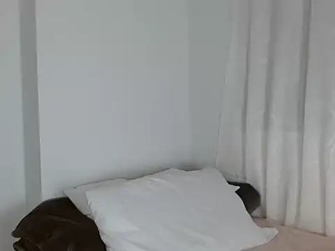 SiennaLorens online show from March 16, 3:01 am