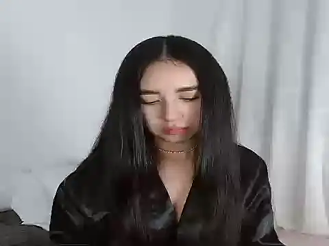 SiennaLorens online show from March 17, 11:41 pm