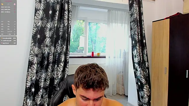 Snapshot of greekgod199 chatting on May 25, 4:18 am greekgod199 online show from May 25, 4:18 am