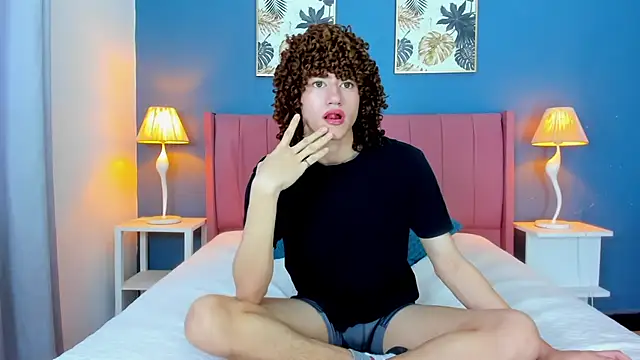 Snapshot of joss_shellby chatting on February 20, 2:17 pm joss shellby online show from February 20, 2:17 pm