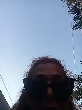 qaarlyfogosa online show from December 17, 2:01 pm