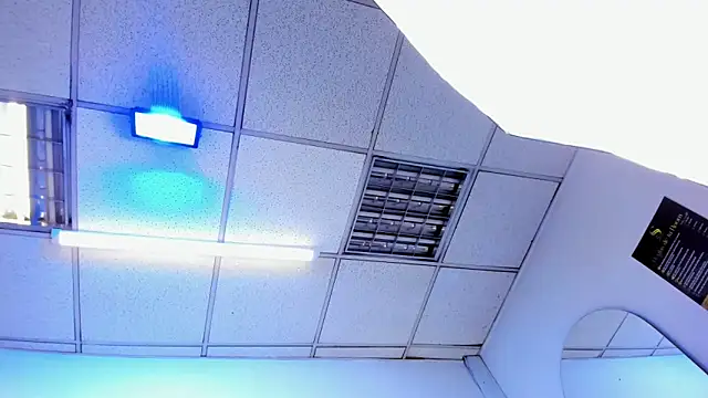 Alyssa Noah online show from April 21, 2:15 am