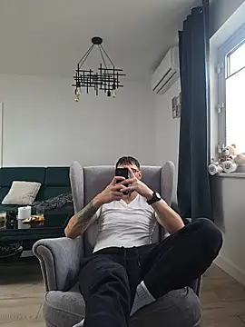 martme69 online show from December 19, 8:54 am