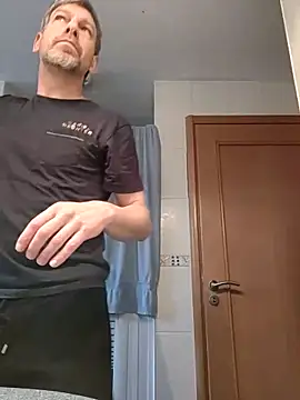 lorisaux online show from February 18, 7:37 am