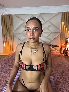 coraline vera online show from April 18, 2:32 pm