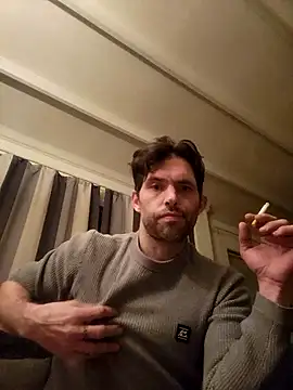 Snapshot of Denisxsxs chatting on November 27, 1:51 am Denisxsxs online show from November 27, 1:51 am