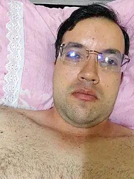 Snapshot of Silvakkfitk chatting on December 2, 12:16 am Silvakkfitk online show from December 2, 12:16 am