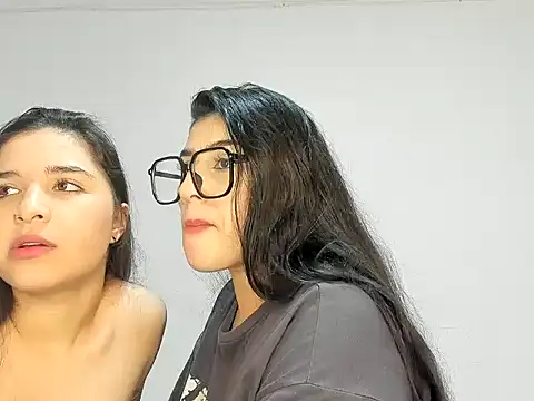 Snapshot of ROUS_SWEET_ chatting on November 28, 3:20 am ROUS SWEET online show from November 28, 3:20 am