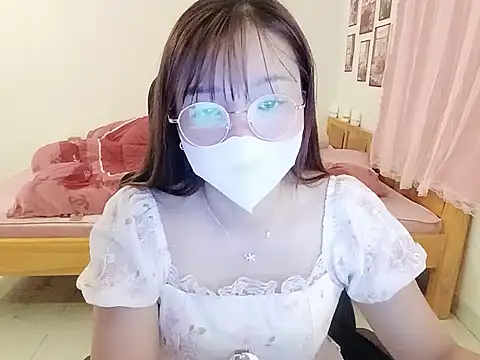 BabyDoll1999 online show from March 10, 12:10 pm