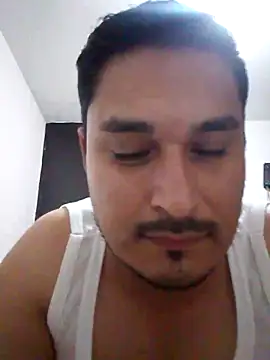 cristian112090 online show from August 2, 7:18 am