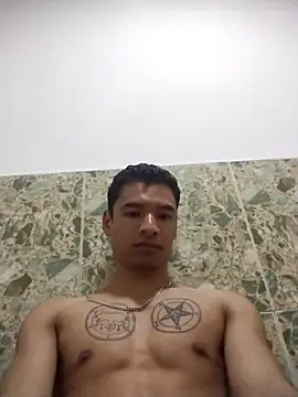 TraducedEscrow online show from April 29, 8:07 am