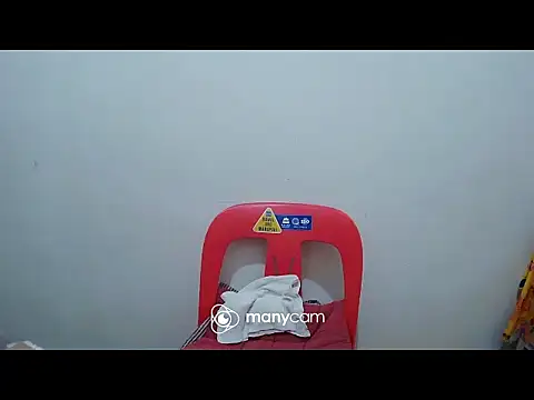 hottiemama69 online show from January 12, 8:36 pm