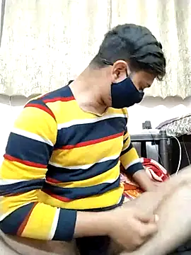 Snapshot of samnick4321 chatting on December 3, 11:30 am samnick4321 online show from December 3, 11:30 am