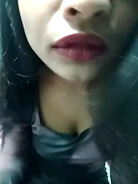 Zoyaa-Zubair online show from February 19, 6:15 pm