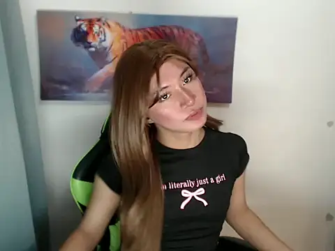 asiantwink0000 online show from April 21, 6:34 pm