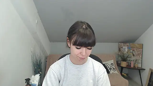 MayaWill online show from December 4, 12:58 pm