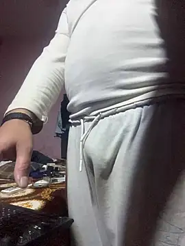 Saxymood1111 online show from February 20, 2:28 pm