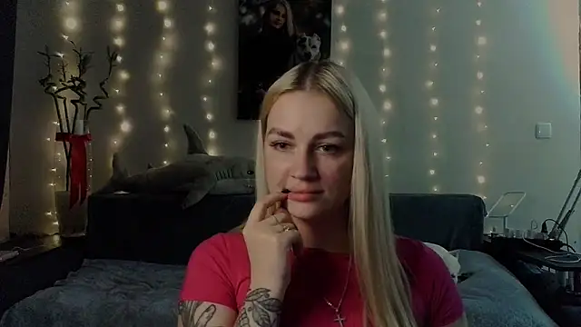 Snapshot of Whitehex666 chatting on November 27, 3:47 pm Whitehex666 online show from November 27, 3:47 pm