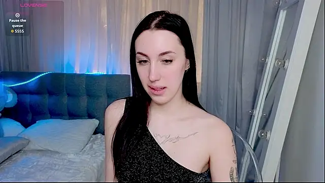 Miss  Linn online show from February 4, 11:49 am