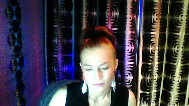 Snapshot of Soniakiss chatting on February 2, 3:44 pm Soniakiss online show from February 2, 3:44 pm