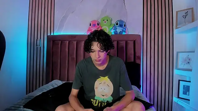 SthepanodiMonaco online show from April 15, 3:24 am